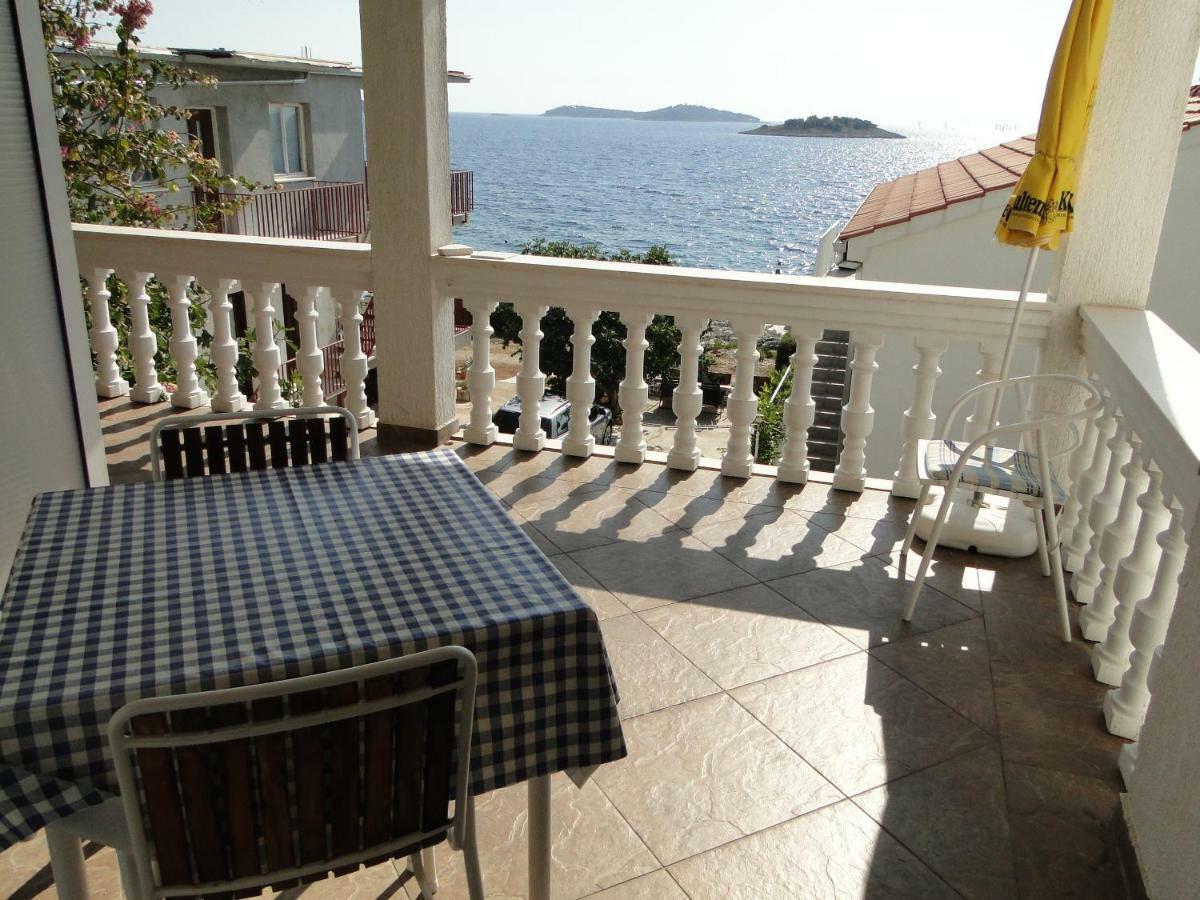 Lida Appartement Rogoznica  Buitenkant foto